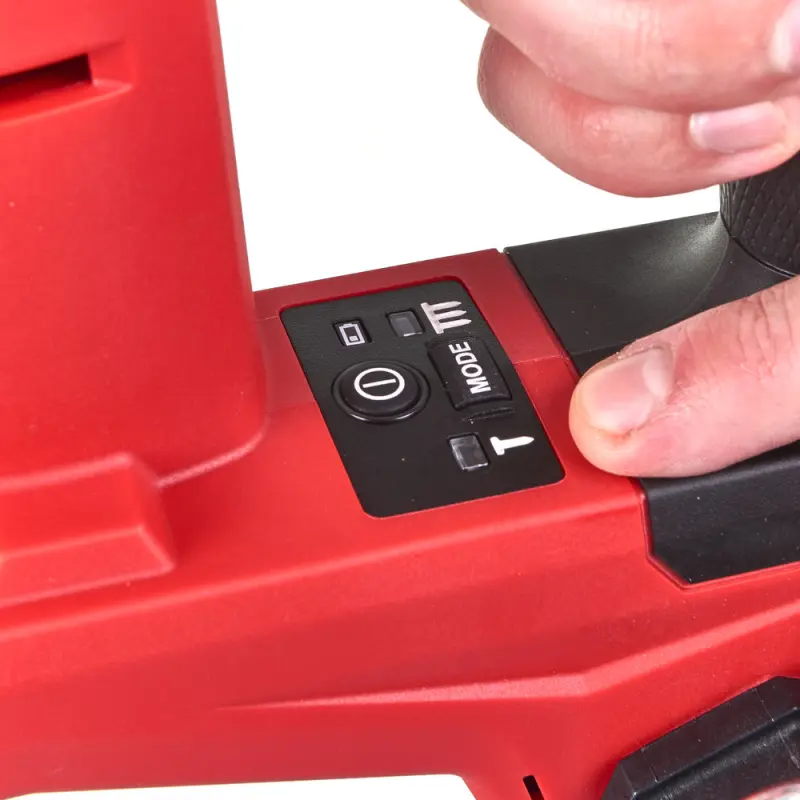 186613-4933471409-m18-fn18gs-0x-feat-02