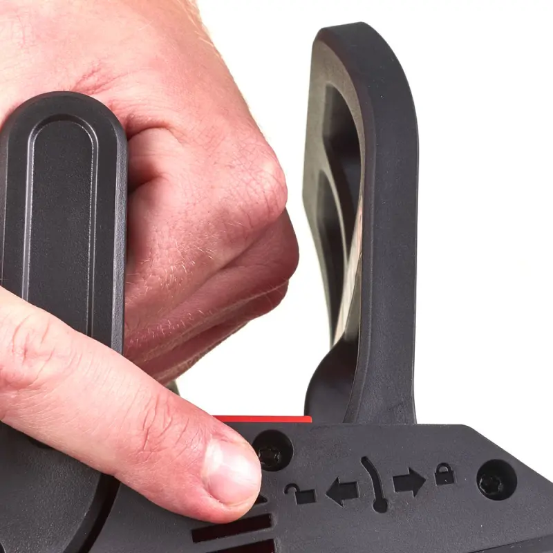 186728-4933471441-m18-fchsc-0-feat-06