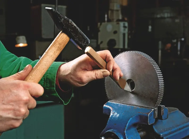 Dláto křížové 200 mm Knipex 9R 320 200 1 (K 9R 320 200 1)