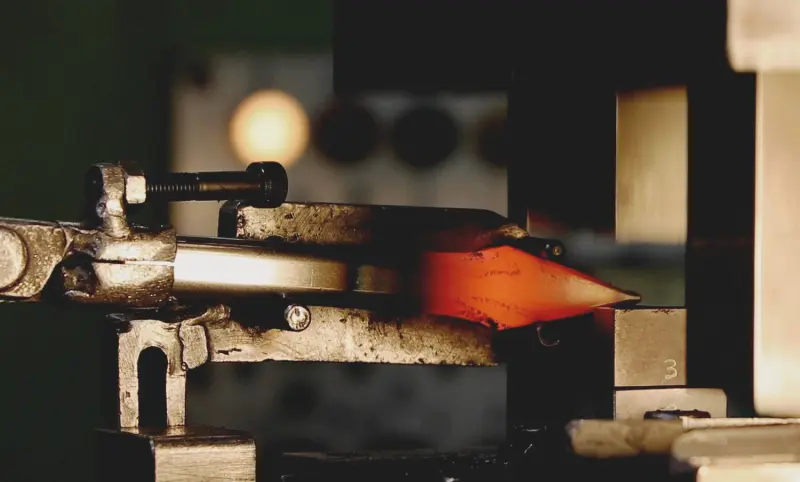 Dláto křížové 200 mm Knipex 9R 320 200 1 (K 9R 320 200 1)