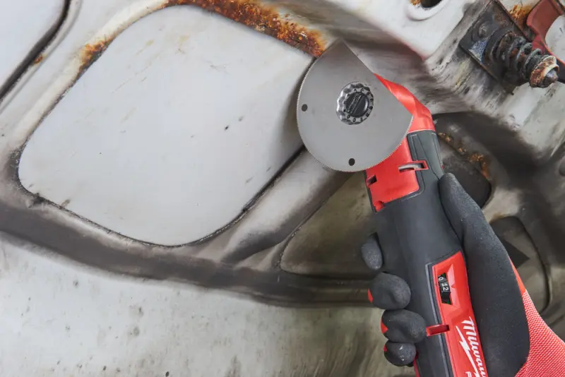 187394-4933472239-m12-fmt-422x-app-27