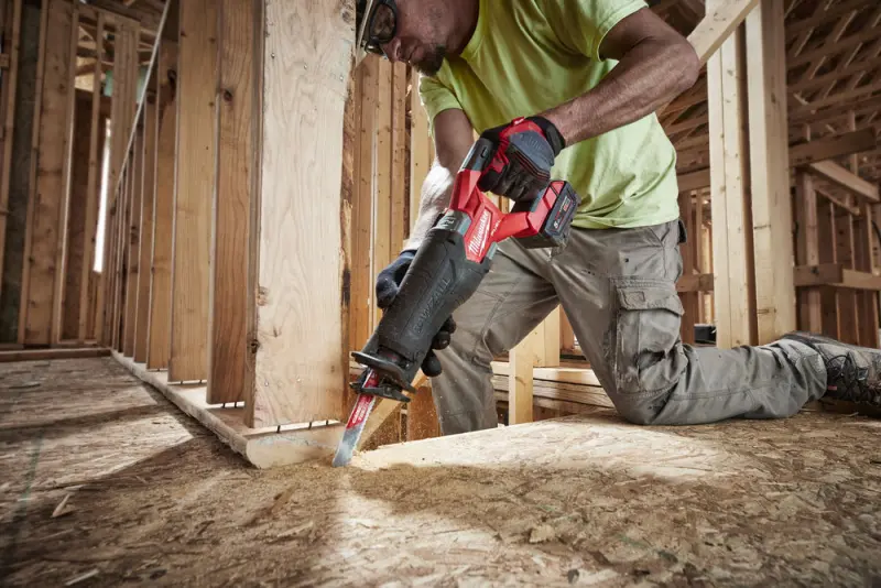 187986-4933478291-m18-fsz-502x-app-6