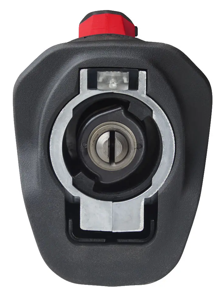 188000-4933478293-m18-fsz-0x-feat-4