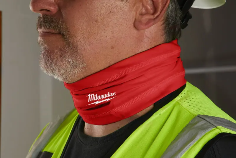 Nákrčník a rouška Milwaukee NGFM-R (červená) (MI4933478780)