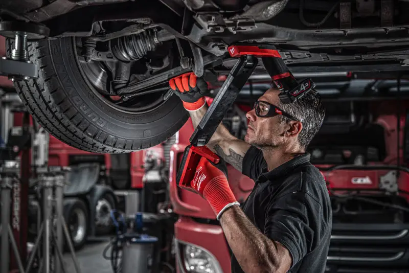 188876-4933478868-m12-ucl-0-app-10