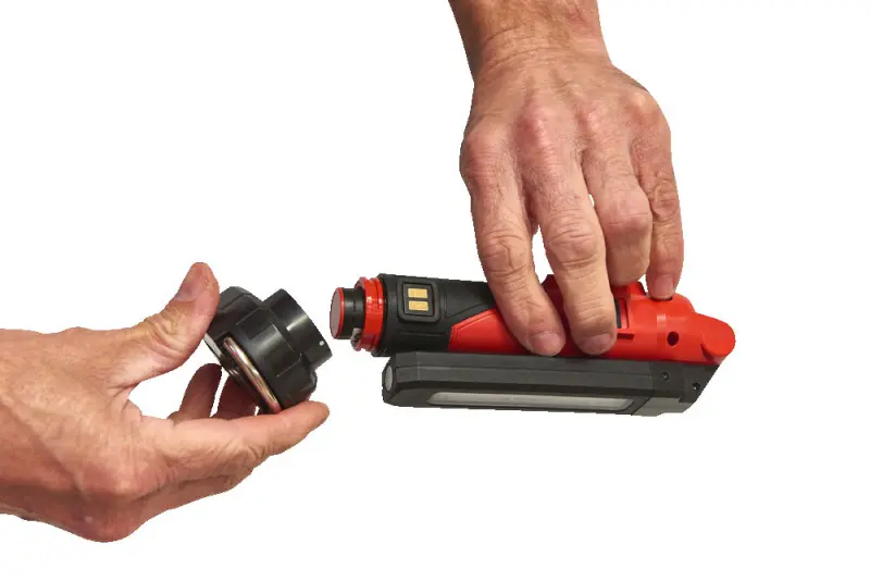 188882-4933478869-l4-sl550-301-feat-14