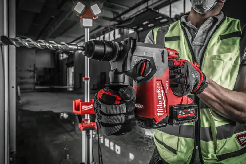 Aku kombinované kladivo SDS-plus Milwaukee M18 FHX-552X Fixtec (5,5 Ah) (MI4933478889)