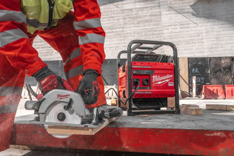 189209-4933479266-mxf-ps-602-app-44