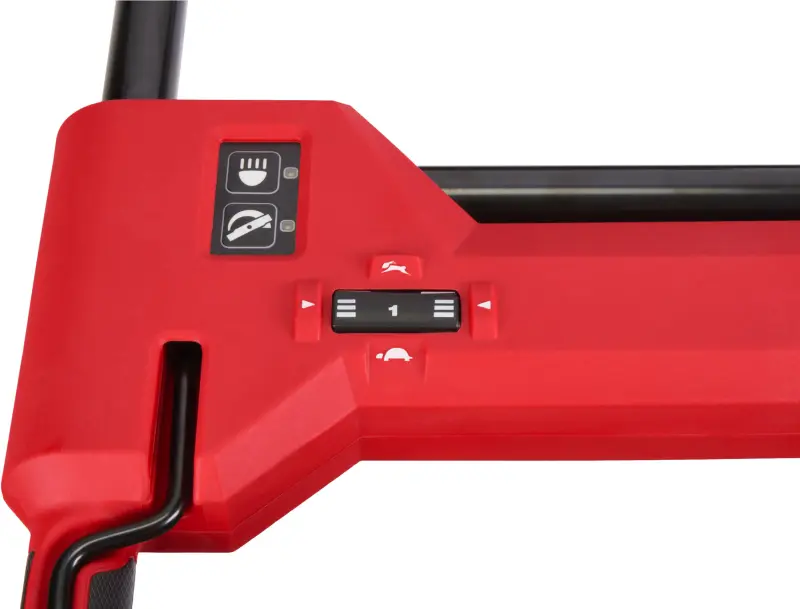 189443-milwaukee-m18-f2lm53-sekacka-na-travu-08