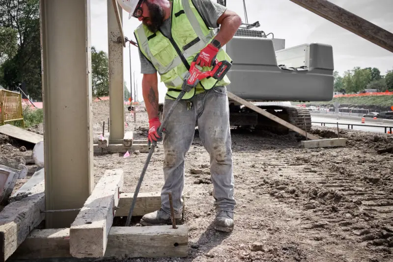 189543-4933479600-m18-fcvn24-551-app-7