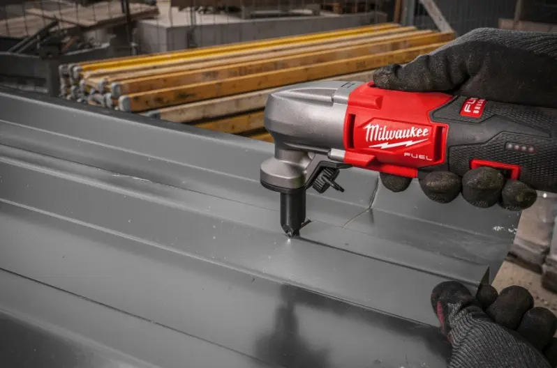 Aku prostřihovač plechu 1,6 mm Milwaukee M12 FNB16-402X, 4933479619 (MI4933479619)