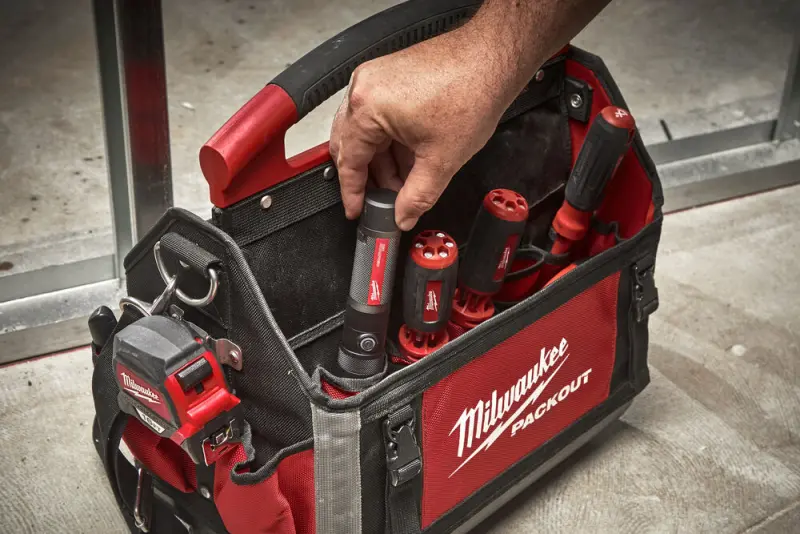 189786-4933479769-l4-tmled-301-app-4