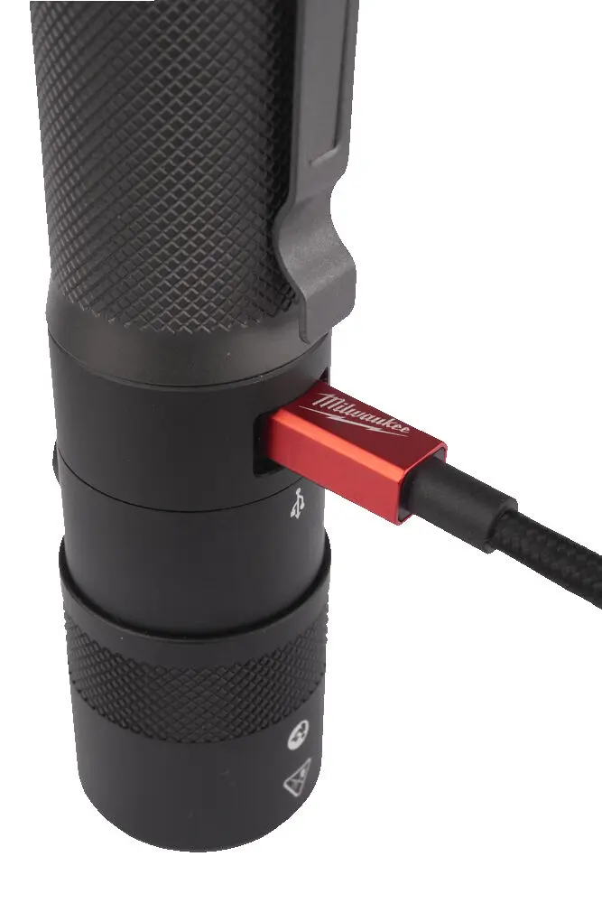 189786-4933479769-l4-tmled-301-feat-6