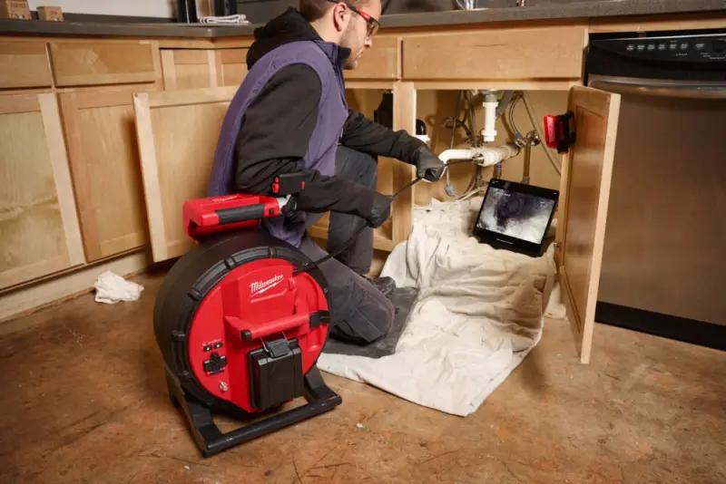 190158-4933480737-m18-sic30-feat-2