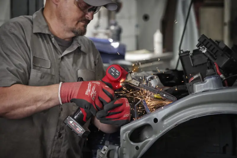 Aku pásová bruska Milwaukee M12 FBLF10-402B, 10 x 330 mm, 2x Aku (12V, 4,0 Ah), 4933480959 (MI4933480959)