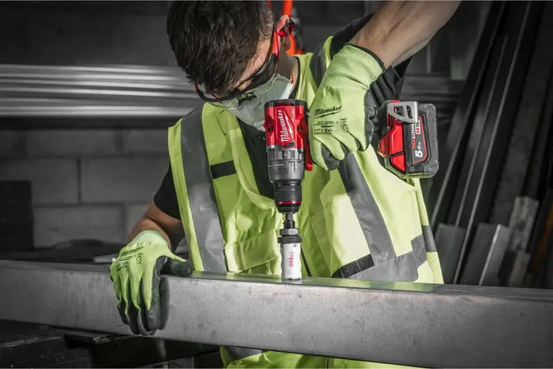 Aku příklepová vrtačka M18FPD3-402C PERCUSSION DRILL GEN4 (MI4933492473)