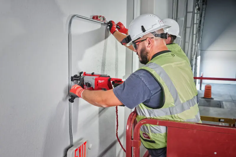 190527-m18-blhacd26-402x-app-4