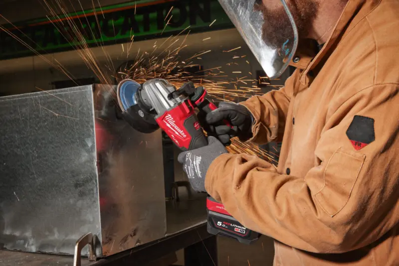 191605-4933493553-m18-fsagsvo125x-502x-app-5