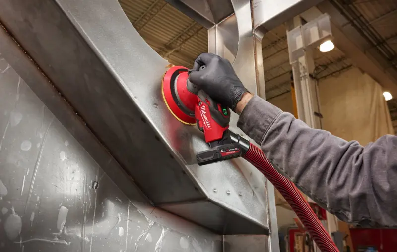 Aku excentrická vibrační 150 mm bruska Milwaukee M12 FROS2.5-502X, 2x aku M12 HB5 + M12 C12 C + Kufr, 4933493648