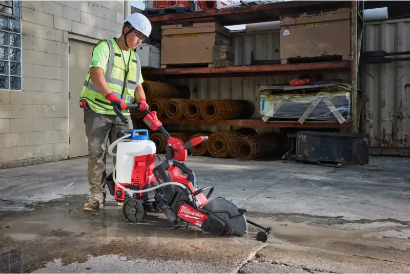 192282-aku-postrikovac-milwaukee-m18-bbpfp2-switch-tank-gen2-rozprasovac-01-20