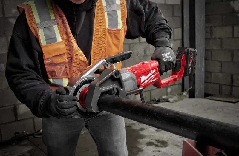 192346-4933499200-03