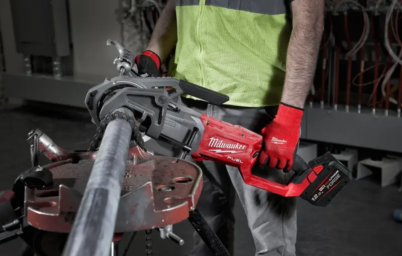 192346-4933499200-07