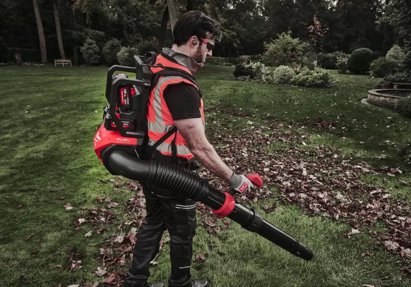 192388-4933499231-02