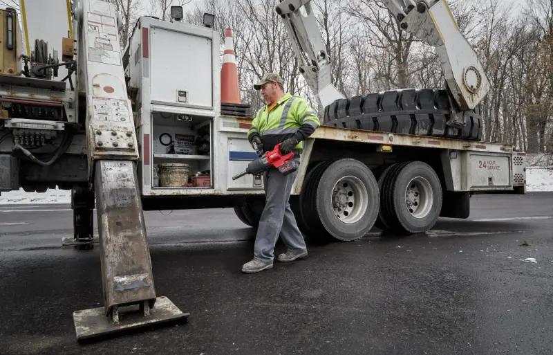 192411-4933499251-04