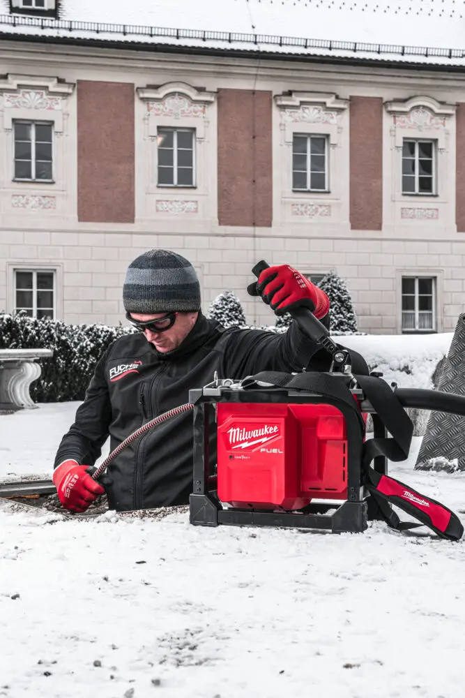 192433-aku-kompaktni-sekcni-cisticka-potrubi-milwaukee-m18-fcssm-121-4933499308-16