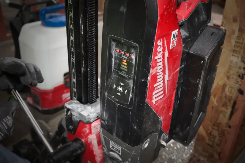 193585-4933464887-mxf-dcd150-302c-app-2