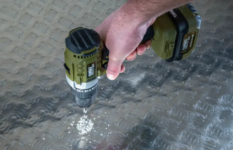 201131-65405714-10-2000