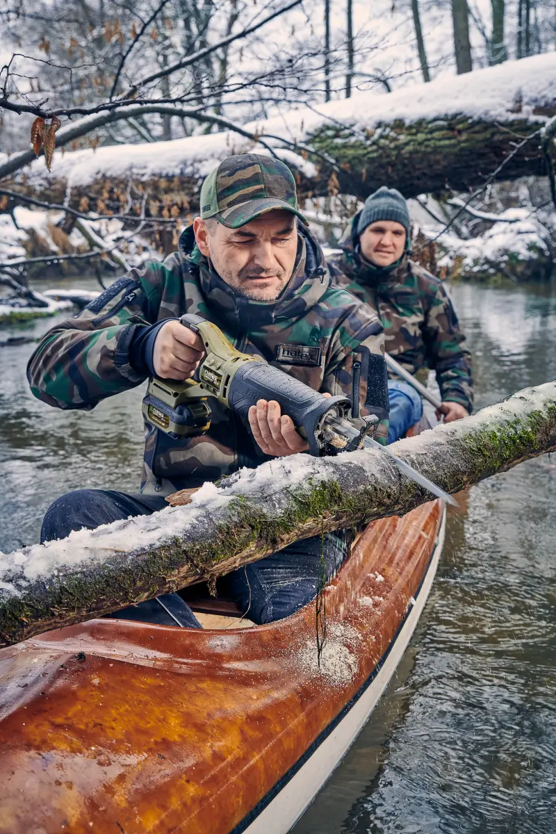 201145-65405718-16-2000