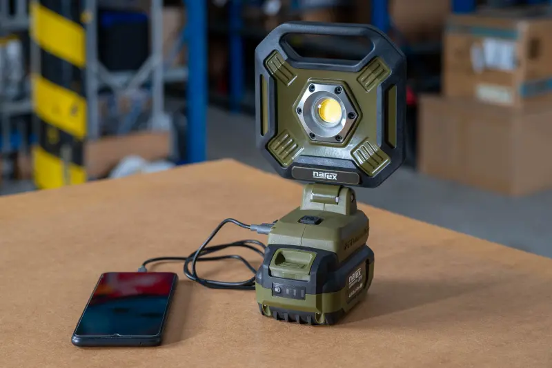 201187-65405728-10-2000