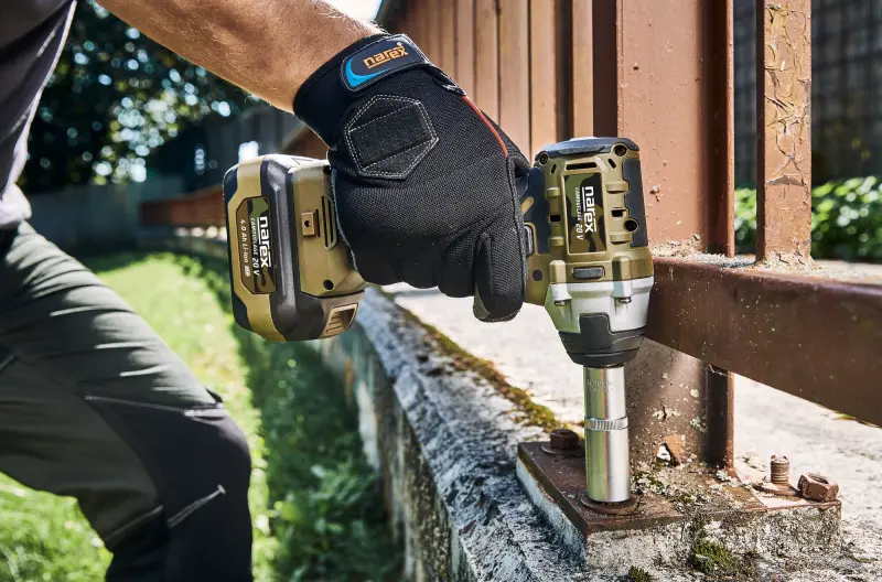 201577-65406339-08-2000