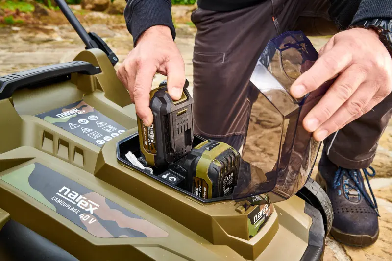 201677-narex-na65406395-sekacka-na-travu-aku-sekacka-narex-011