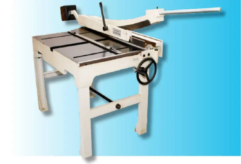 201722-prom-25031007-p-hi