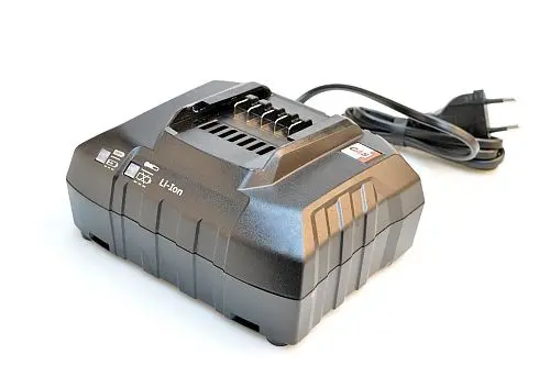 202783-ede93200011-gba1679661-4-l