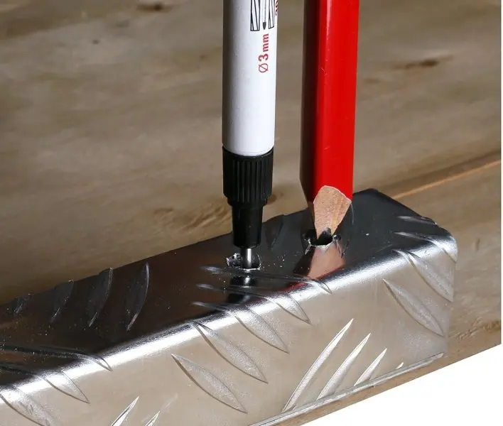 Značkovač hloubkový FESTA permanentní černý (L13246)