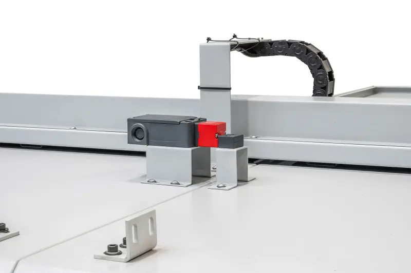 21817-urs-32100-plc-detail-endschalter