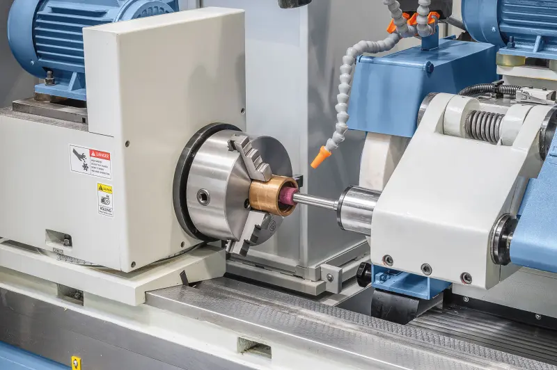 21817-urs-32100-plc-detail-innenschleifen