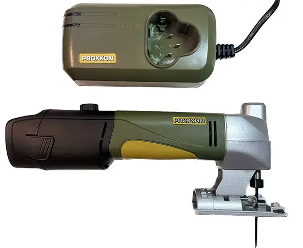 Aku přímočará pilka Proxxon STS/S (Sada 2,6 Ah v plastovém kufříku) (PROX29855)