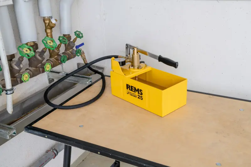 221960-115002r-a0001-0001