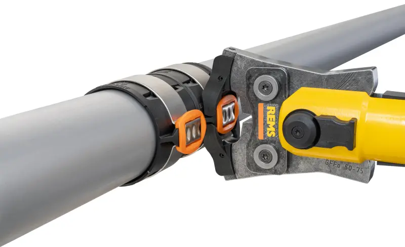 222869-571485r-p0001-0001