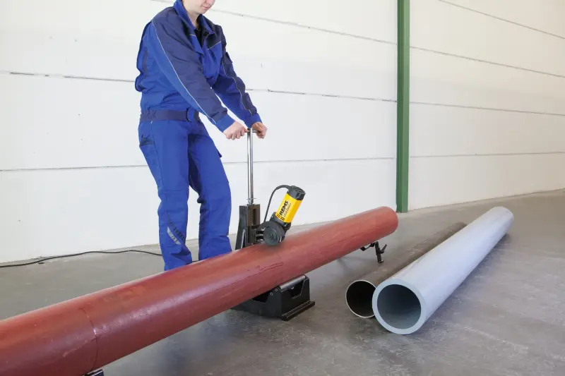 Stroj na dělení trubek REMS DueCento Super-Aktion (+3 řezná kolečka REMS) (REM845X03)