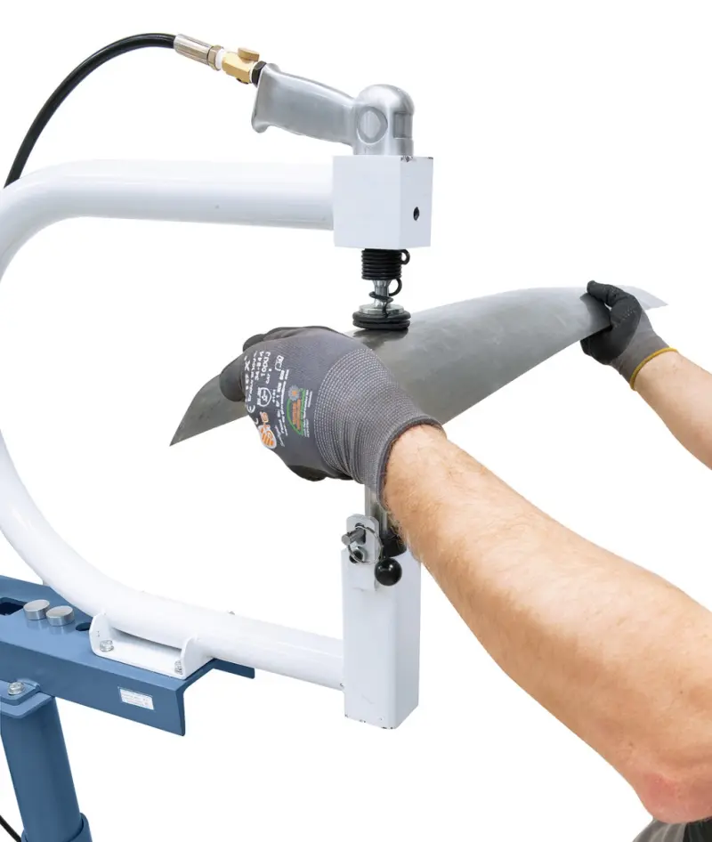 Pneumatické hladící karosářské kladivo Bernardo KGR 500 (BER061117)