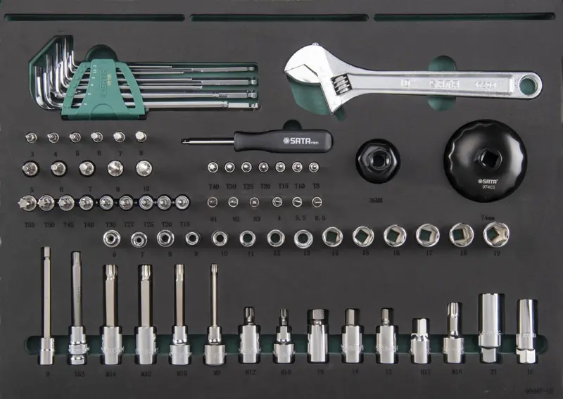 239 ks. Sada hlavního nářadí pro automobilový prům (SATASC09947-1)