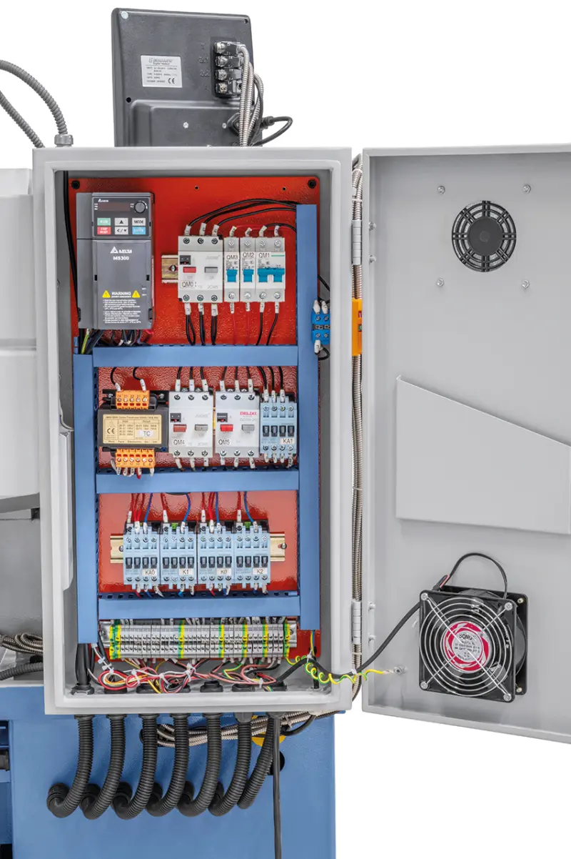 Univerzální soustruh Bernardo Master 180 s digitálním odměřováním