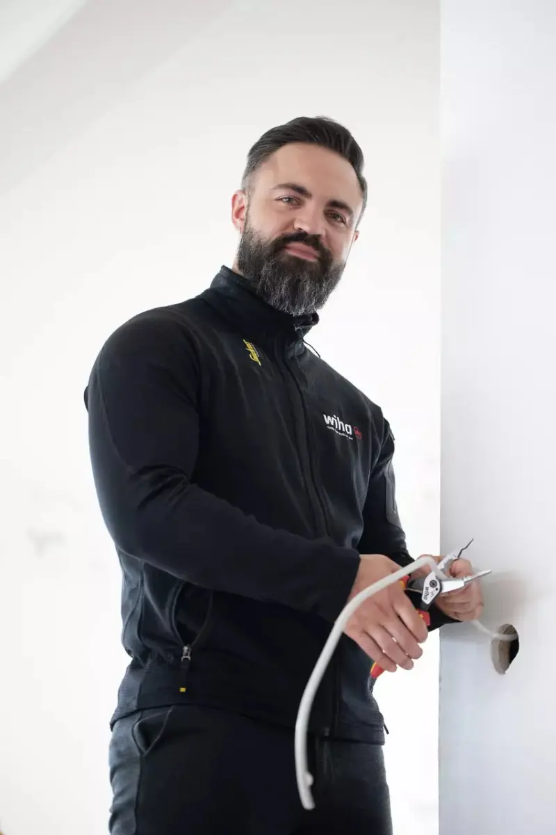 Multifunkční kleště Wiha MULTI 8V1 Industrial electric 45490 (WIHA45490)