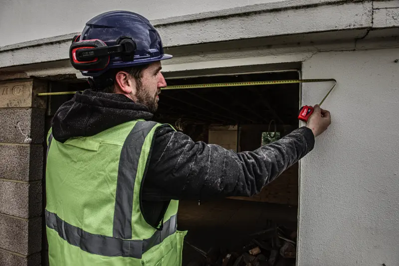 Svinovací metr Milwaukee SLIM (GEN2) 8M-25, délka 8 metrů, 4932498785