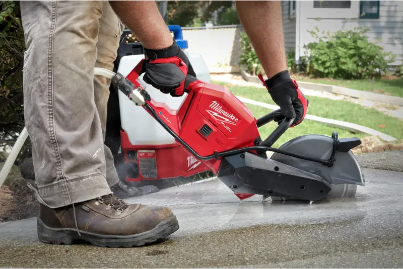 Aku rozbrušovací pila Milwaukee M18 FCOS230-121, ONE-KEY, bez aku,